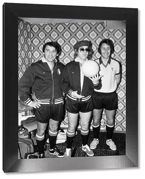 Elton John pictured with Graham Taylor and another player in Wembley during a 5 a side