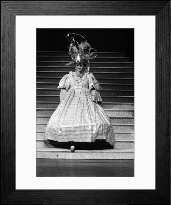 Framed Print : Elton John brings the house down singing There Ain t Nothing Like a Dame Framed Print : Elton John brings the house down singing There Ain t Nothing Like a Dame