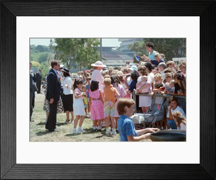 Framed Print : HRH Princess Diana, The Princess of Wales during her tour of Australia in 1988 Framed Print : HRH Princess Diana, The Princess of Wales during her tour of Australia in 1988