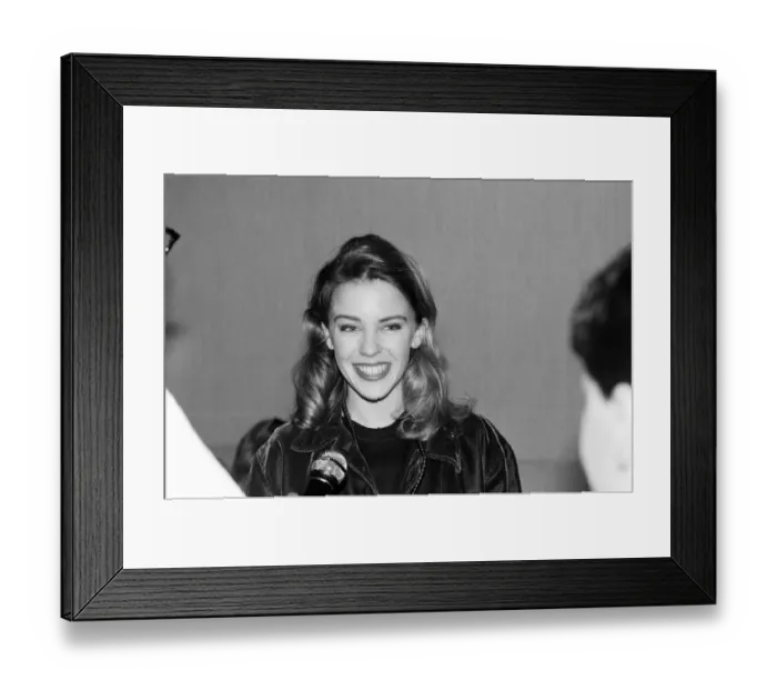 Framed Print : Kylie Minogue pictured before appearing in concert at the Ritzy nightclub in Hurst Street
