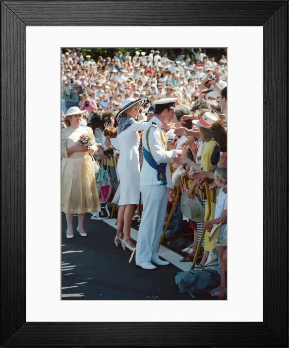 Framed Print : HRH Princess Diana, The Princess of Wales during her tour of Australia in 1988 Framed Print : HRH Princess Diana, The Princess of Wales during her tour of Australia in 1988