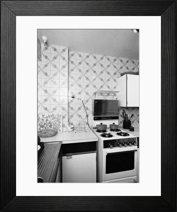 Framed Print : The kitchen of Mr and Mrs Singleton of Croydon. 6th May 1982 Framed Print : The kitchen of Mr and Mrs Singleton of Croydon. 6th May 1982