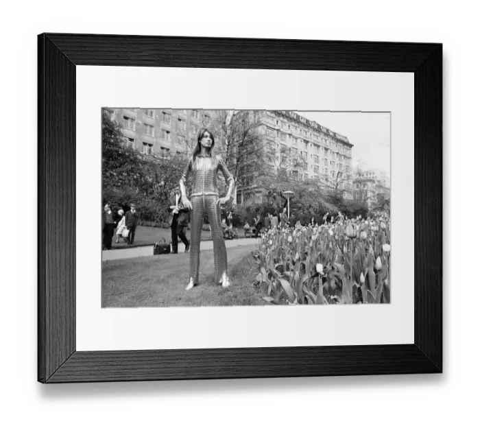 Framed Print : Francoise Hardy, french singer is staying at the Savoy Hotel, London Framed Print : Francoise Hardy, french singer is staying at the Savoy Hotel, London