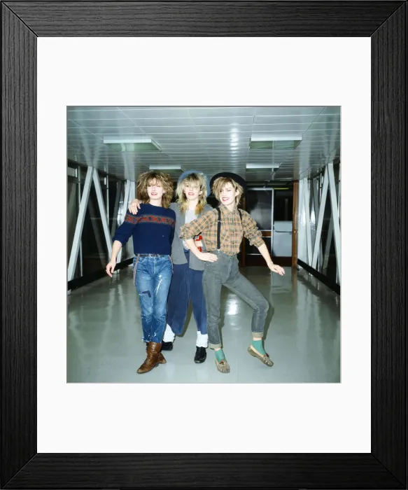 Framed Print : Keren Woodward, Sarah Dallin and Siobhan Fahey of Bananarama at Heathrow Airport to go to Framed Print : Keren Woodward, Sarah Dallin and Siobhan Fahey of Bananarama at Heathrow Airport to go to