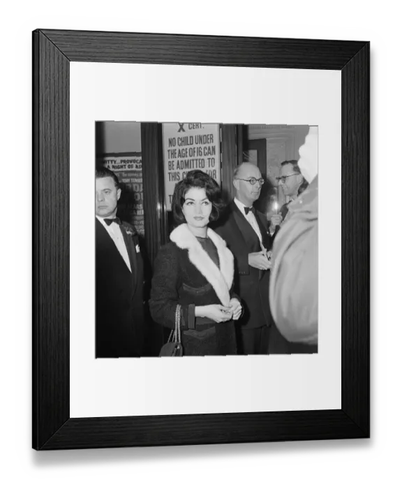 Framed Print : Actor Zena Marshall, who plays Miss Taro in James Bonds first film Dr No in 1962 Framed Print : Actor Zena Marshall, who plays Miss Taro in James Bonds first film Dr No in 1962
