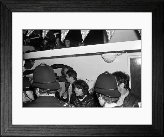 Framed Print : Sex Pistols Jubilee boat party on the Thames. Pictured, guests after the police forced Framed Print : Sex Pistols Jubilee boat party on the Thames. Pictured, guests after the police forced