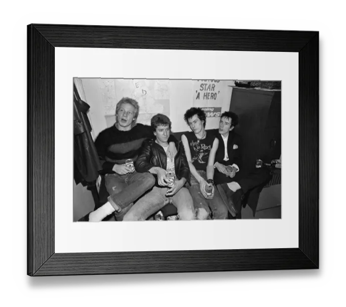 Framed Print : The punk band the Sex Pistols, who signed up last week with A & M Records have been fired