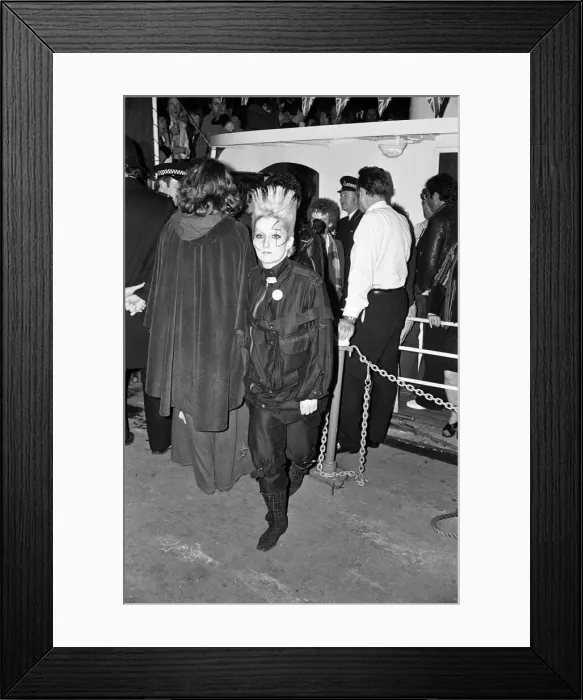 Framed Print : Sex Pistols Jubilee boat party on the Thames. Pictured, guests after the police forced Framed Print : Sex Pistols Jubilee boat party on the Thames. Pictured, guests after the police forced