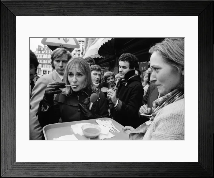Framed Print : Thats Life'television star Esther Rantzen pictured asking passers-by to Framed Print : Thats Life'television star Esther Rantzen pictured asking passers-by to
