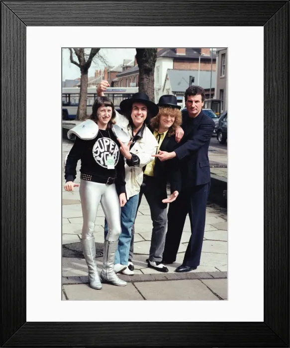 Framed Print : Twenty year old fan of Slade, Di Daley from Manchester dresses for the part in her super Framed Print : Twenty year old fan of Slade, Di Daley from Manchester dresses for the part in her super