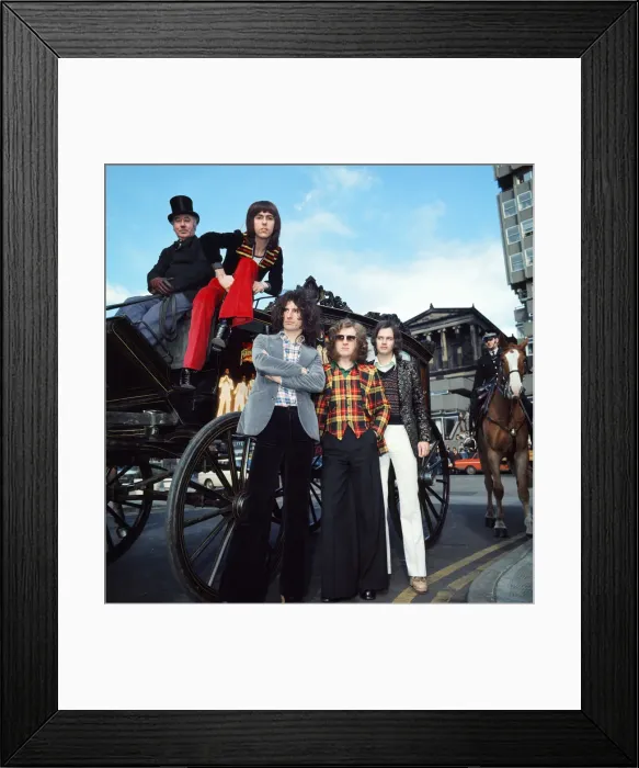 Framed Print : Slade (Dave Hill, Don Powell, Noddy Holder and Jim Lea) in Glasgow to promote their film Framed Print : Slade (Dave Hill, Don Powell, Noddy Holder and Jim Lea) in Glasgow to promote their film