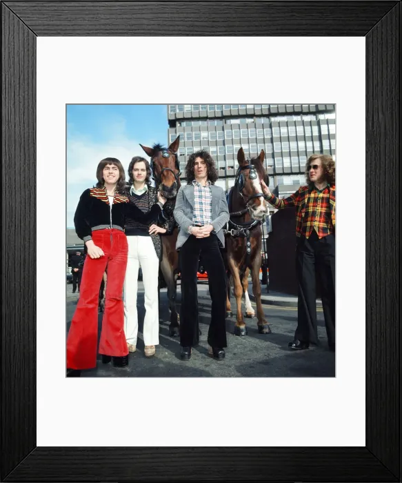 Framed Print : Slade (Dave Hill, Don Powell, Noddy Holder and Jim Lea) in Glasgow to promote their film