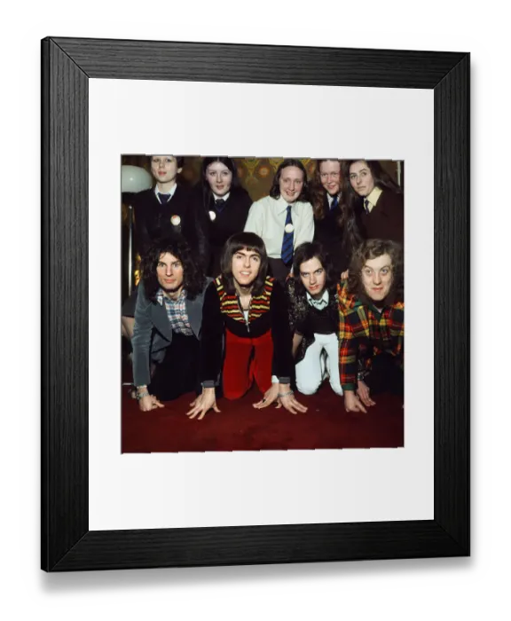 Framed Print : Slade (Dave Hill, Don Powell, Noddy Holder and Jim Lea) in Glasgow to promote their film Framed Print : Slade (Dave Hill, Don Powell, Noddy Holder and Jim Lea) in Glasgow to promote their film
