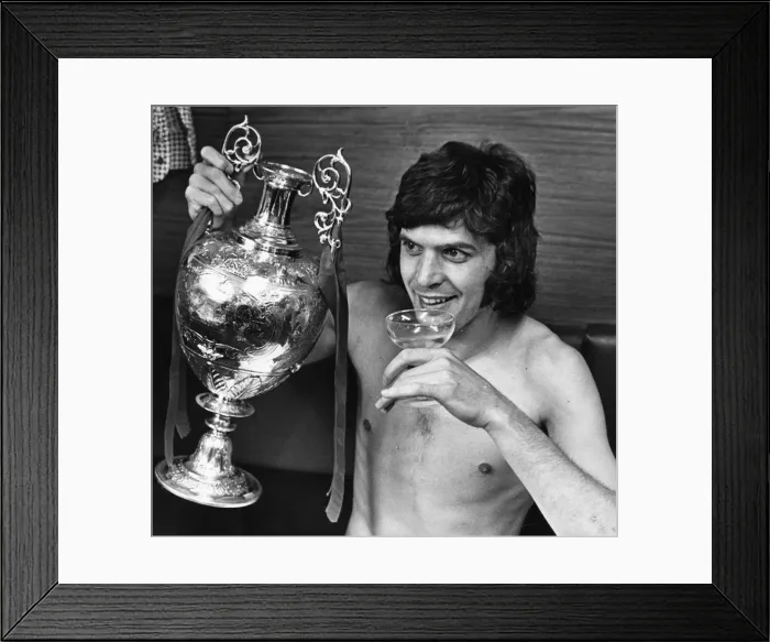 Framed Print : Liverpool clinch the title with victory over Leicester at Anfield Framed Print : Liverpool clinch the title with victory over Leicester at Anfield
