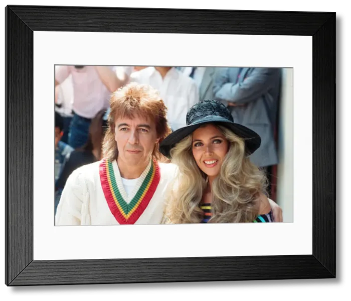 Framed Print : Bill Wyman and Mandy Smith at Sticky Fingers, Bills new restaurant in Kensington Framed Print : Bill Wyman and Mandy Smith at Sticky Fingers, Bills new restaurant in Kensington