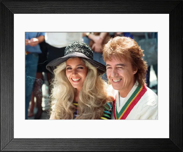 Framed Print : Bill Wyman and Mandy Smith at Sticky Fingers, Bills new restaurant in Kensington Framed Print : Bill Wyman and Mandy Smith at Sticky Fingers, Bills new restaurant in Kensington