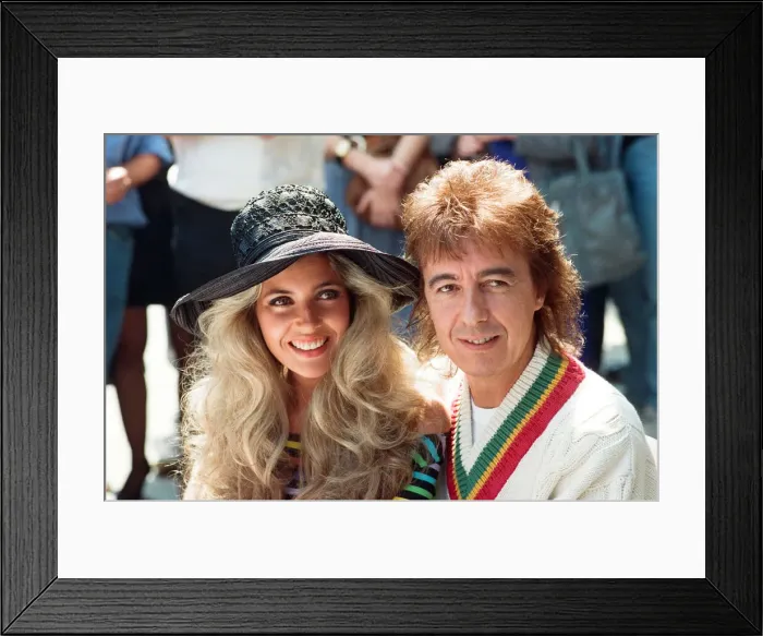 Framed Print : Bill Wyman and Mandy Smith at Sticky Fingers, Bills new restaurant in Kensington Framed Print : Bill Wyman and Mandy Smith at Sticky Fingers, Bills new restaurant in Kensington