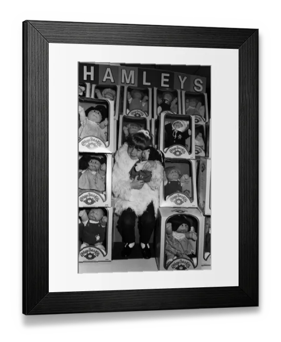 Framed Print : Cabbage Patch Dolls at Hamleys, top London toy store. Hundreds of people clamoured for