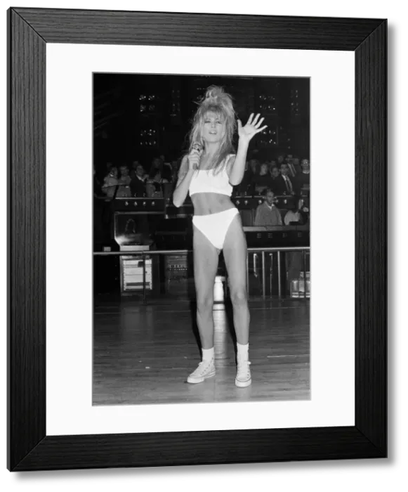 Framed Print : Mandy Smith at a nightclub to promote her new song. 17th January 1987 Framed Print : Mandy Smith at a nightclub to promote her new song. 17th January 1987