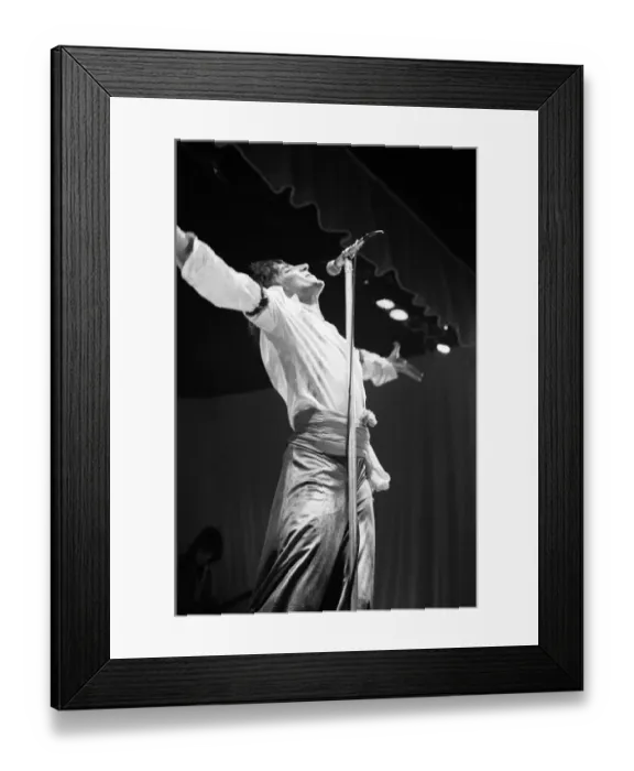 Framed Print : Rod Stewart performing on stage in Helsinki, Finland, during his European Tour 1976 Framed Print : Rod Stewart performing on stage in Helsinki, Finland, during his European Tour 1976