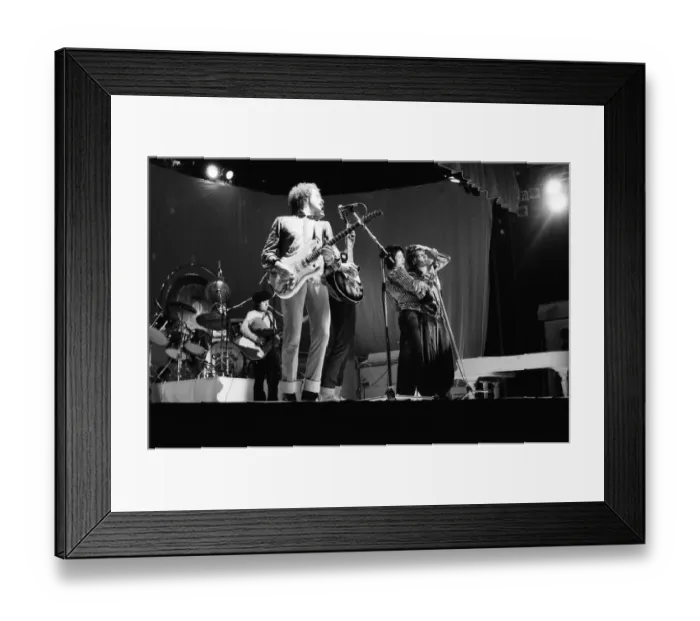 Framed Print : Rod Stewart performing on stage in Helsinki, Finland, during his European Tour 1976 Framed Print : Rod Stewart performing on stage in Helsinki, Finland, during his European Tour 1976