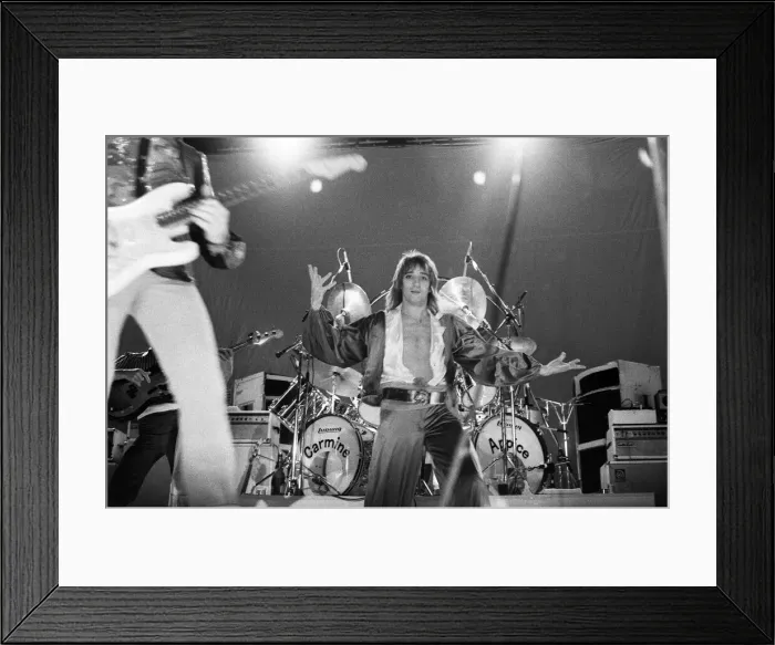 Framed Print : Rod Stewart performing on stage in Helsinki, Finland, during his European Tour 1976