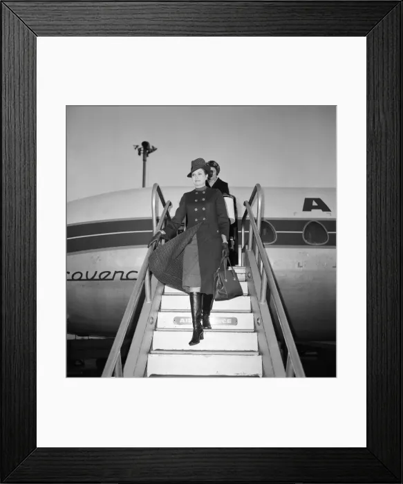 Framed Print : Princess Grace arrives at Heathrow Airport today from Monaco Framed Print : Princess Grace arrives at Heathrow Airport today from Monaco