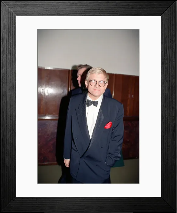 Framed Print : David Hockney at a gala dinner in aid of the AIDS Crisis Trust in Whitehall Framed Print : David Hockney at a gala dinner in aid of the AIDS Crisis Trust in Whitehall