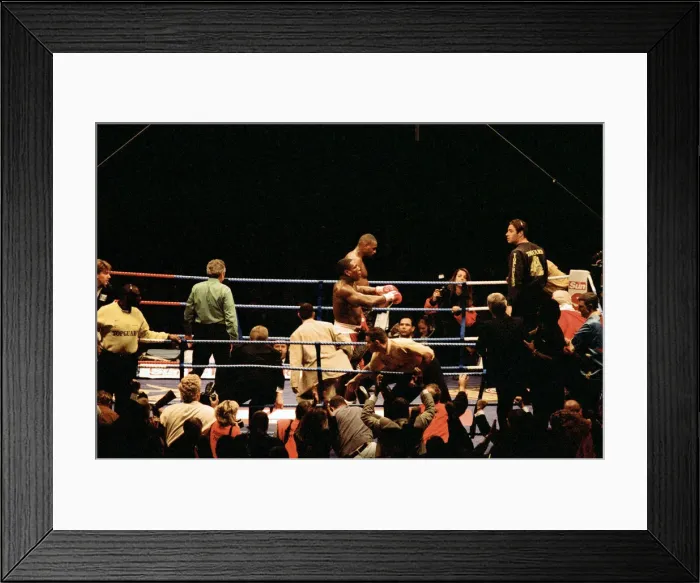 Framed Print : Oliver McCall vs. Frank Bruno, billed as The Empire Strikes Back Framed Print : Oliver McCall vs. Frank Bruno, billed as The Empire Strikes Back
