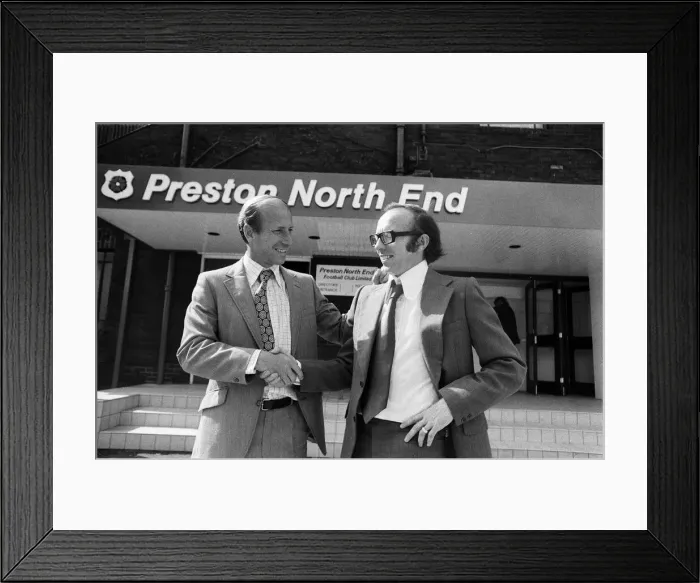 Framed Print : Nobby Stiles signs for Preston North End F. C. he is pictured with manager Bobby Charlton Framed Print : Nobby Stiles signs for Preston North End F. C. he is pictured with manager Bobby Charlton