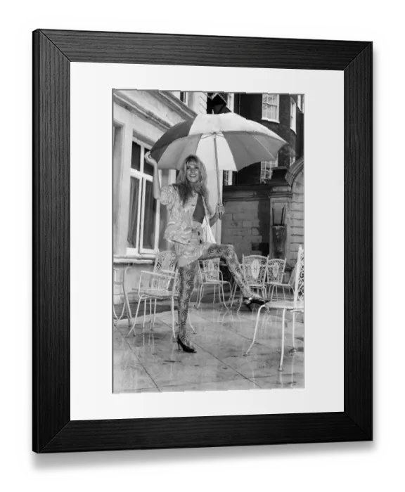 Framed Print : Model Mandy Smith. 10th October 1987