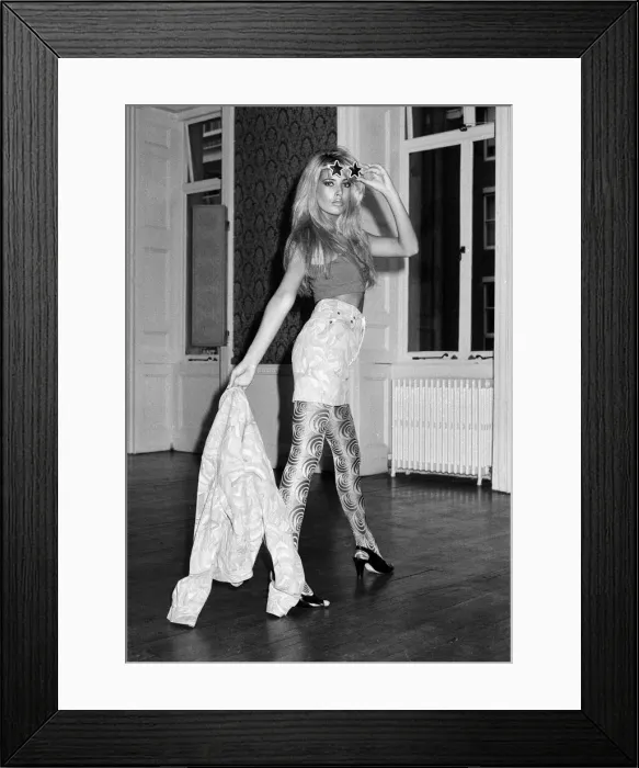 Framed Print : Model Mandy Smith. 10th October 1987 Framed Print : Model Mandy Smith. 10th October 1987