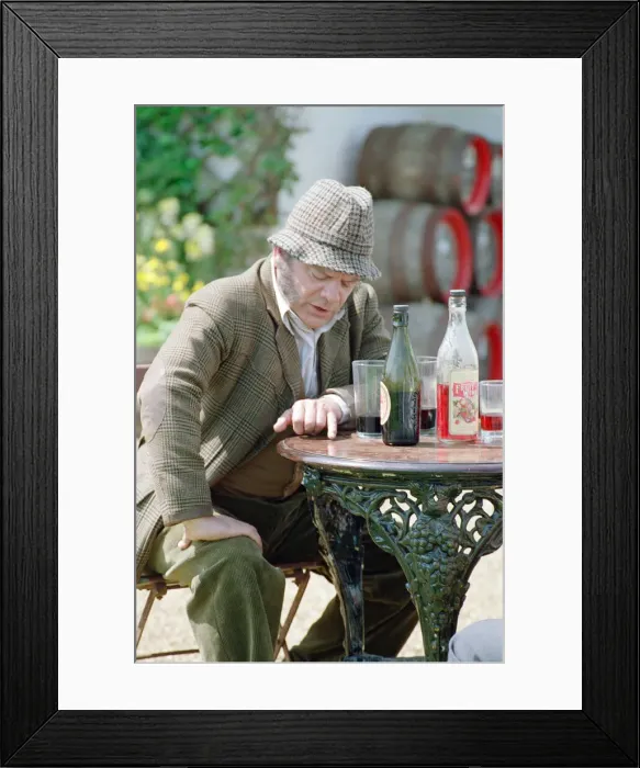 Framed Print : Actor David Jason pictured during the filming of The Darling Buds of May Framed Print : Actor David Jason pictured during the filming of The Darling Buds of May