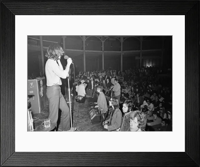 Framed Print : The Roundhouse Performing Arts venue in the Chalk Farm, Camden area of North London Framed Print : The Roundhouse Performing Arts venue in the Chalk Farm, Camden area of North London