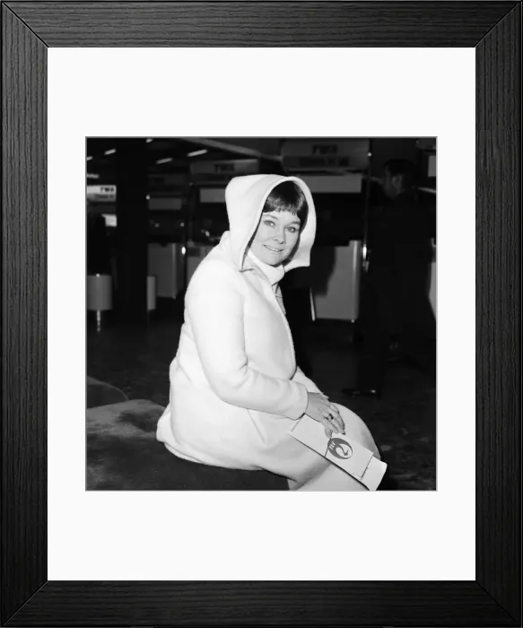 Framed Print : Actress Judi Dench pictured at Heathrow. 1st February 1972 Framed Print : Actress Judi Dench pictured at Heathrow. 1st February 1972