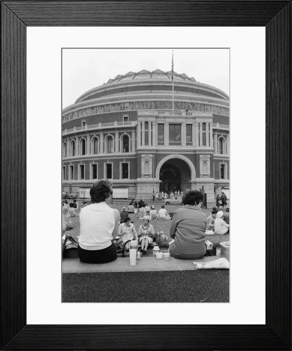Framed Print : The Royal Albert Hall, in Kensington, London. 6 Framed Print : The Royal Albert Hall, in Kensington, London. 6