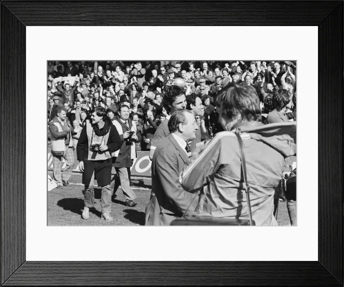 Framed Print : Liverpool Football team celebrate winning the League title after defeating Aston Villa Framed Print : Liverpool Football team celebrate winning the League title after defeating Aston Villa