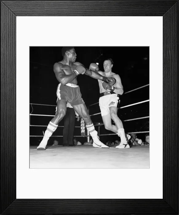 Framed Print : Frank Bruno vs. Anders Eklund for the European Heavyweight Title Framed Print : Frank Bruno vs. Anders Eklund for the European Heavyweight Title