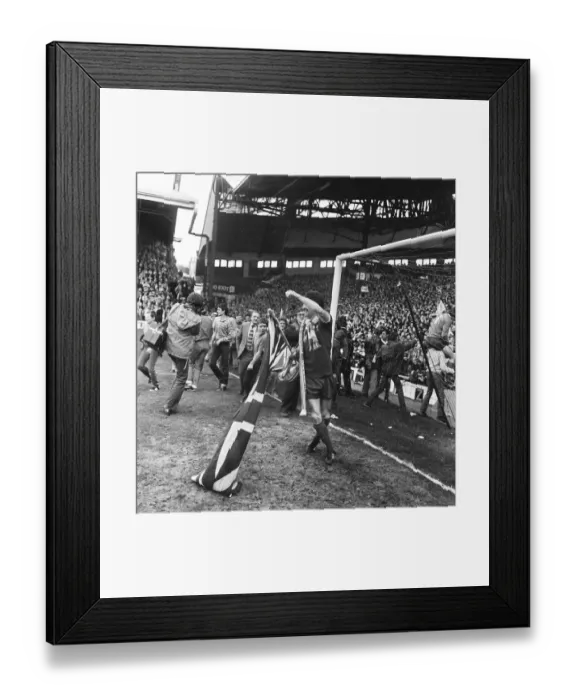 Framed Print : Liverpool Football team celebrate winning the League title after defeating Aston Villa