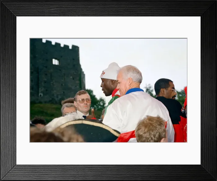 Framed Print : Lennox Lewis vs. Frank Bruno at the National Stadium, Cardiff Arms Park Framed Print : Lennox Lewis vs. Frank Bruno at the National Stadium, Cardiff Arms Park
