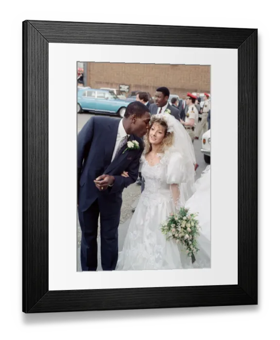 Framed Print : Frank and Laura Brunos wedding in Hornchurch, Greater London, Essex Framed Print : Frank and Laura Brunos wedding in Hornchurch, Greater London, Essex