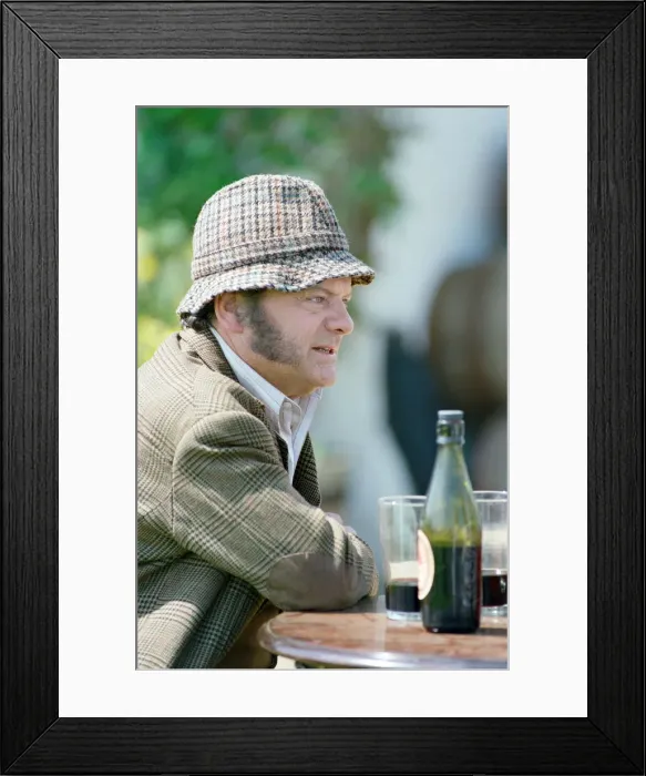Framed Print : David Jason playing the role of Pop Larkin during the filming of Framed Print : David Jason playing the role of Pop Larkin during the filming of