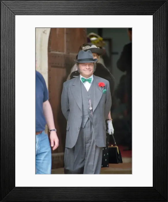 Framed Print : David Jason as Pop Larkin pictured during filming The Darling Buds of May Framed Print : David Jason as Pop Larkin pictured during filming The Darling Buds of May