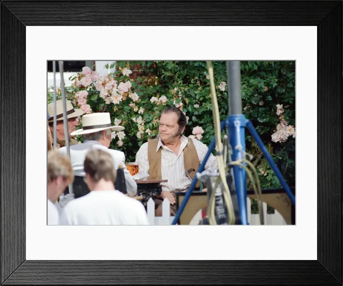 Framed Print : David Jason playing the role of Pop Larkin during the filming of Framed Print : David Jason playing the role of Pop Larkin during the filming of