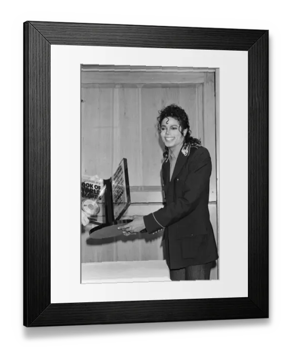 Framed Print : Michael Jackson, pictured in 1988, in London where he is entered into The Guinness World Framed Print : Michael Jackson, pictured in 1988, in London where he is entered into The Guinness World