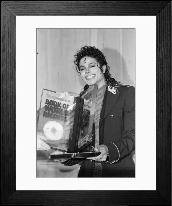 Framed Print : Michael Jackson, pictured in 1988, in London where he is entered into The Guinness World Framed Print : Michael Jackson, pictured in 1988, in London where he is entered into The Guinness World