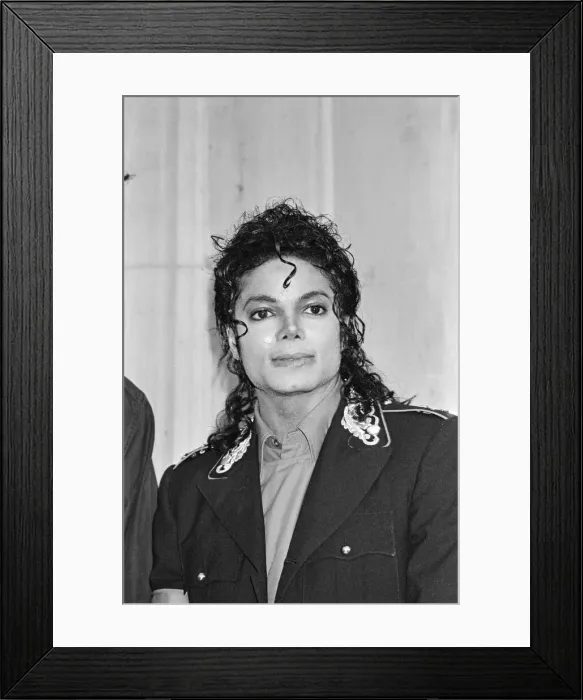 Framed Print : Michael Jackson, pictured in 1988, in London where he is entered into The Guinness World Framed Print : Michael Jackson, pictured in 1988, in London where he is entered into The Guinness World