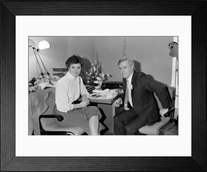 Framed Print : Angela Rippon at the TV-am studios. 1983 Framed Print : Angela Rippon at the TV-am studios. 1983