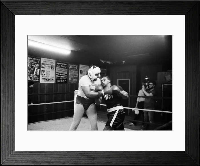 Framed Print : Mike Tyson in London to see Frank Bruno against James Quick'Tillis Framed Print : Mike Tyson in London to see Frank Bruno against James Quick'Tillis