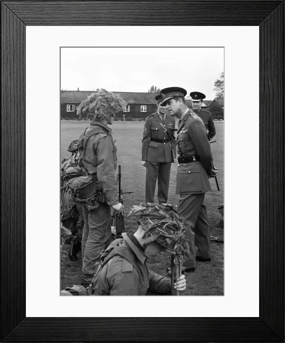 Framed Print : Prince Philip, Duke of Edinburgh, visiting the Infantry Junior Leaders Battalion at Park Framed Print : Prince Philip, Duke of Edinburgh, visiting the Infantry Junior Leaders Battalion at Park